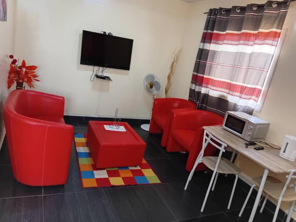 Beau 1 * Dakar